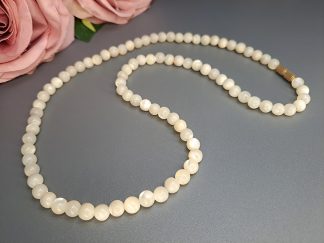 Gyöngyház nyaklánc (47 cm)